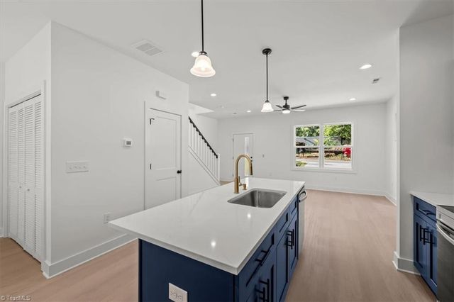 806 W Dameron Avenue, Liberty, NC 27298