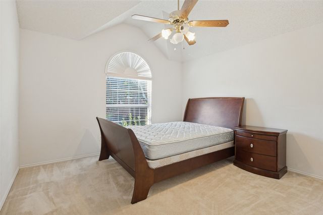 1381 Wentworth Drive, Lewisville, TX 75067