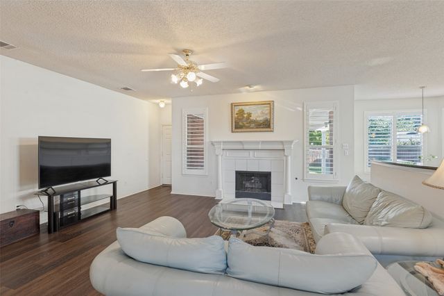 1381 Wentworth Drive, Lewisville, TX 75067