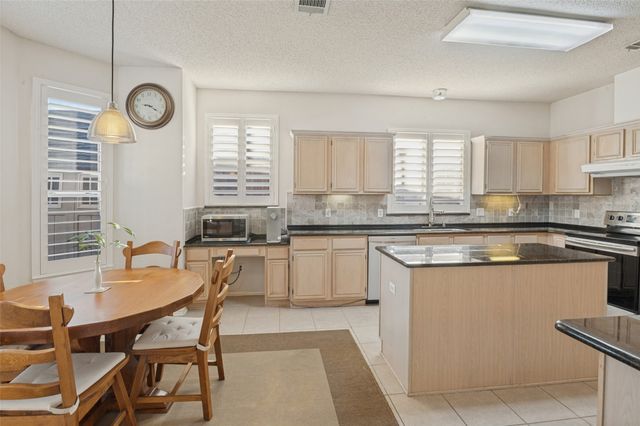 1381 Wentworth Drive, Lewisville, TX 75067
