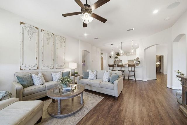9614 Carson Lane, Iowa Colony, TX 77583