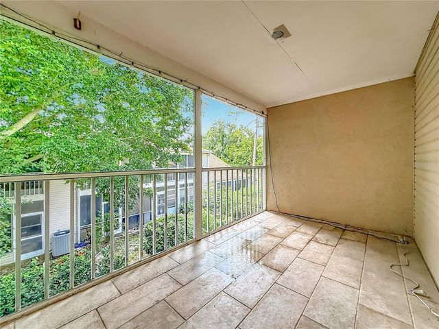2106 CLOVER HILL ROAD, Palm Harbor, FL 34683