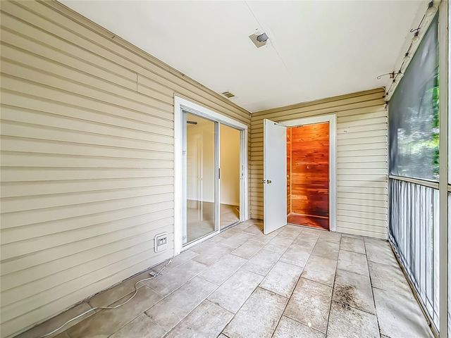 2106 CLOVER HILL ROAD, Palm Harbor, FL 34683