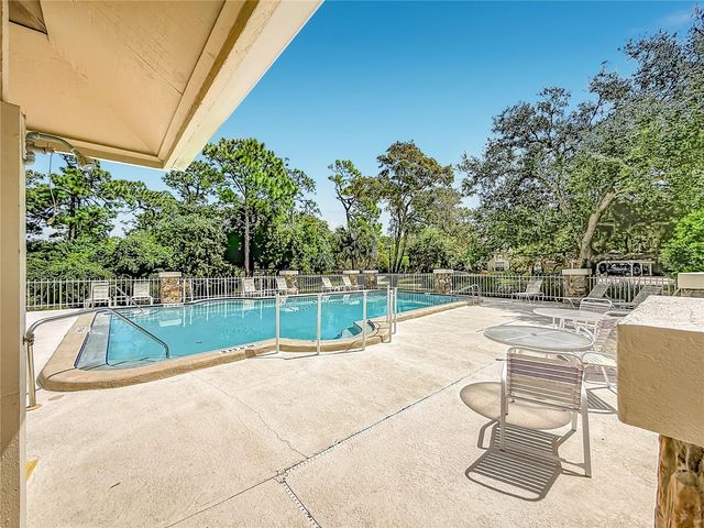 2106 CLOVER HILL ROAD, Palm Harbor, FL 34683