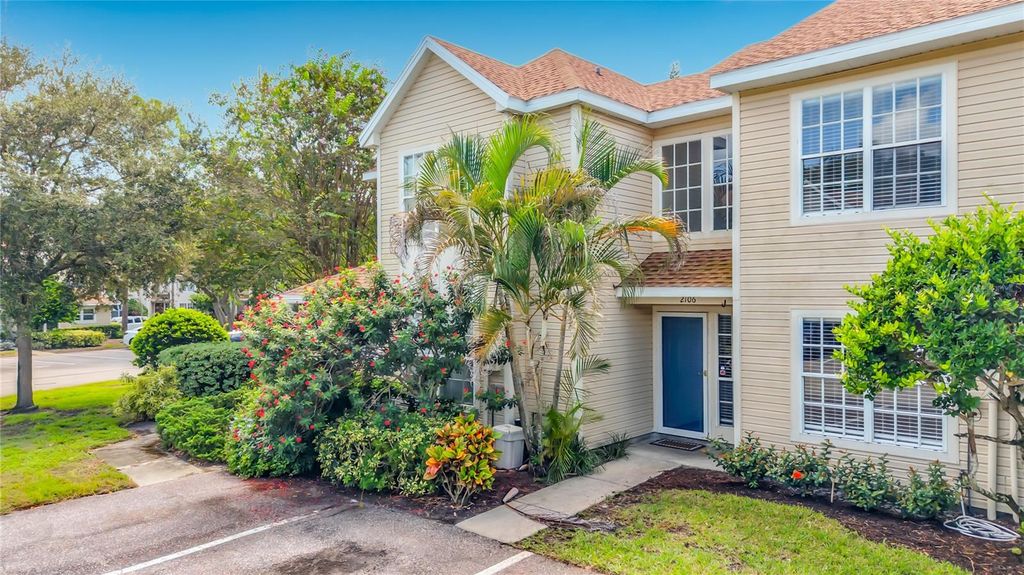 2106 CLOVER HILL ROAD, Palm Harbor, FL 34683