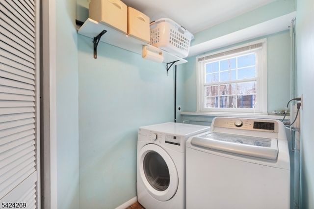 3 Beaver Dam Rd, Randolph Twp., NJ 07869