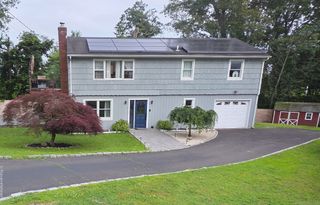 17 Kingsbury Road, Norwalk, CT 06851