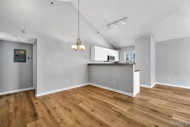 1117 Arbor Creek Drive 3C, Unincorporated, MO 63122