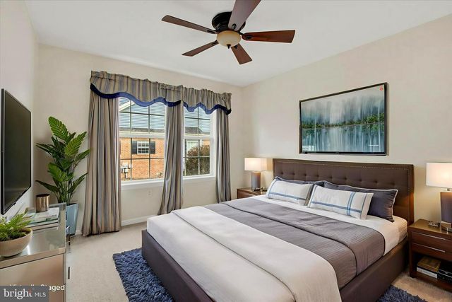 606 BRENTWOOD DR, Lititz, PA 17543