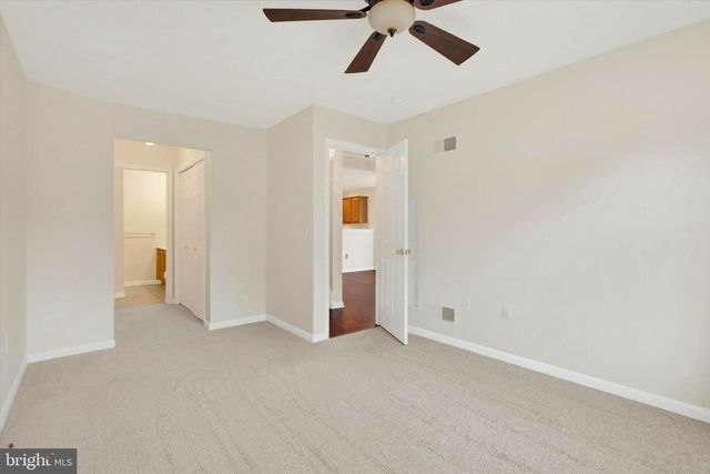 606 BRENTWOOD DR, Lititz, PA 17543