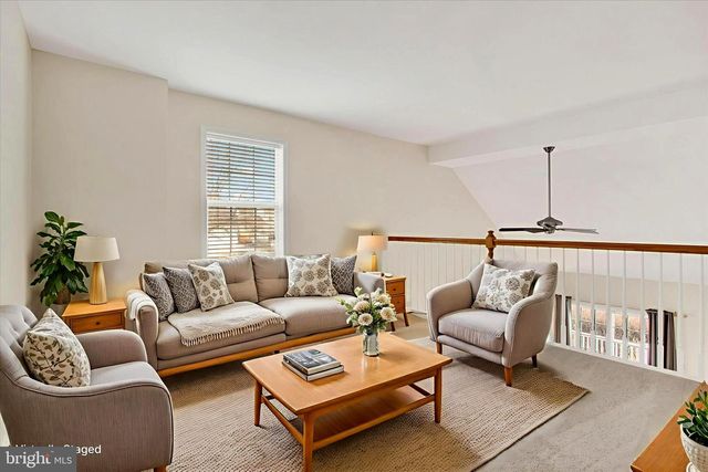 606 BRENTWOOD DR, Lititz, PA 17543