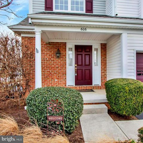 606 BRENTWOOD DR, Lititz, PA 17543