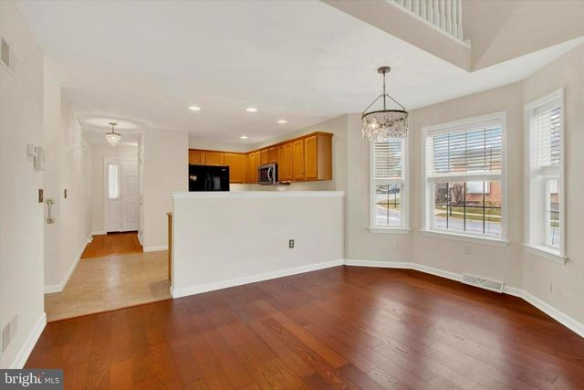 606 BRENTWOOD DR, Lititz, PA 17543