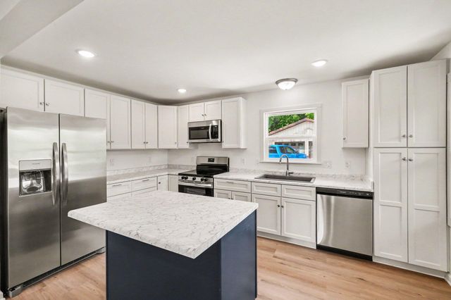 3912 Petersburg Road, Burlington, KY 41005