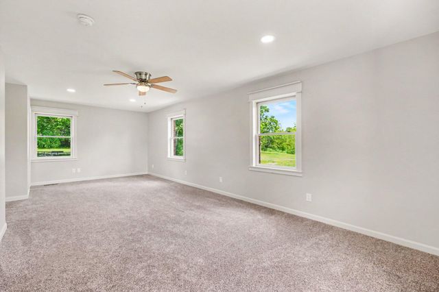 3912 Petersburg Road, Burlington, KY 41005