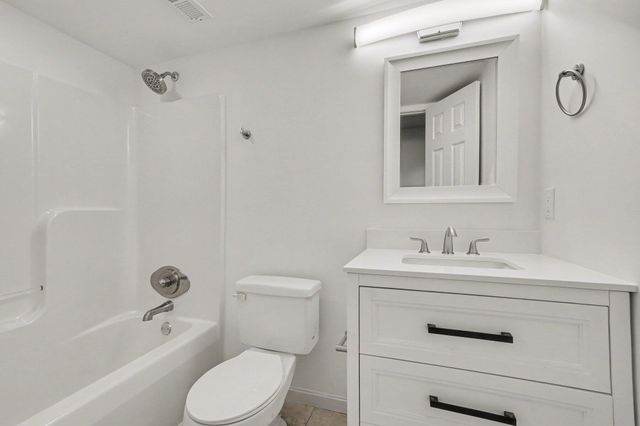 3912 Petersburg Road, Burlington, KY 41005