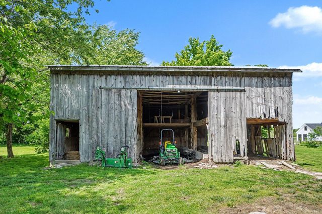 3912 Petersburg Road, Burlington, KY 41005