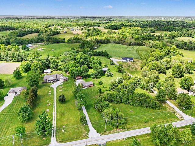 3912 Petersburg Road, Burlington, KY 41005