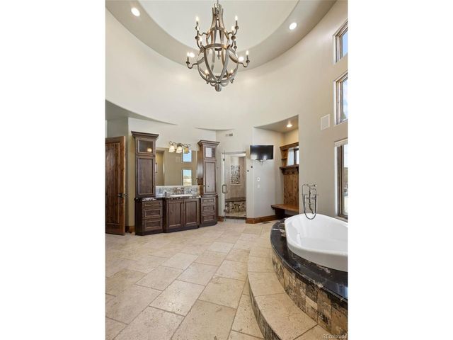 3120 Bears Den Dr, Sedalia, CO 80135