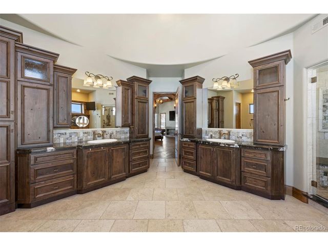 3120 Bears Den Dr, Sedalia, CO 80135