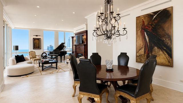 55 E ERIE Street 5302, Chicago, IL 60610