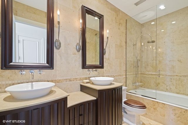 55 E ERIE Street 5302, Chicago, IL 60610