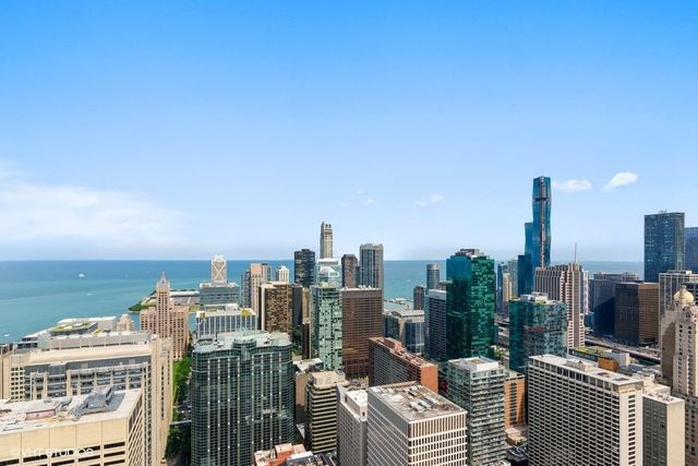 55 E ERIE Street 5302, Chicago, IL 60610