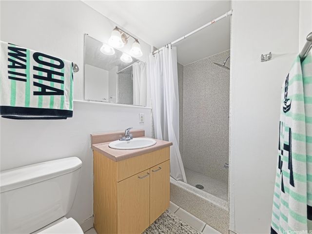 2442 Tusitala Street 211, Honolulu, HI 96815