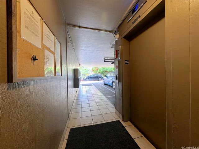 2442 Tusitala Street 211, Honolulu, HI 96815