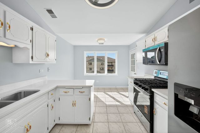 6680 183rd Street 3A, Tinley Park, IL 60477