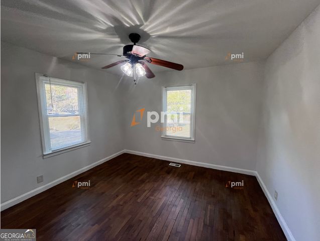 413 Hilltop Circle, Mableton, GA 30126