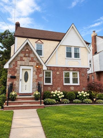 4554 172nd Street, Flushing, NY 11358