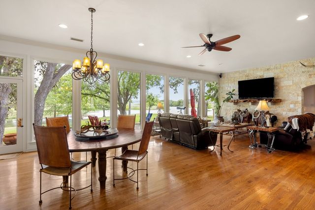 339 Henderson Branch Rd, Ingram, TX 78025