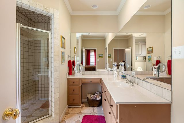 339 Henderson Branch Rd, Ingram, TX 78025