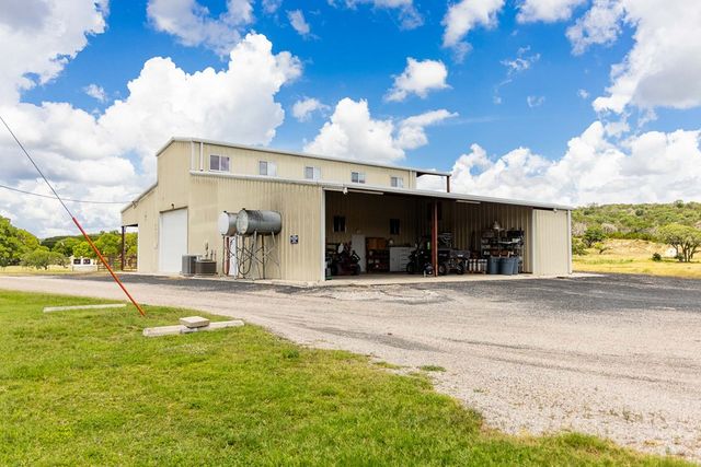 339 Henderson Branch Rd, Ingram, TX 78025