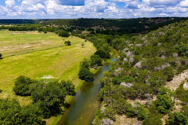339 Henderson Branch Rd, Ingram, TX 78025