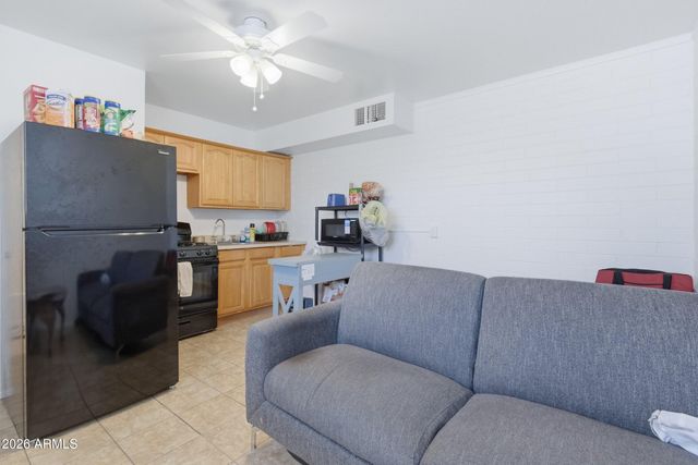 1333 W WOODLAND Avenue, Phoenix, AZ 85007