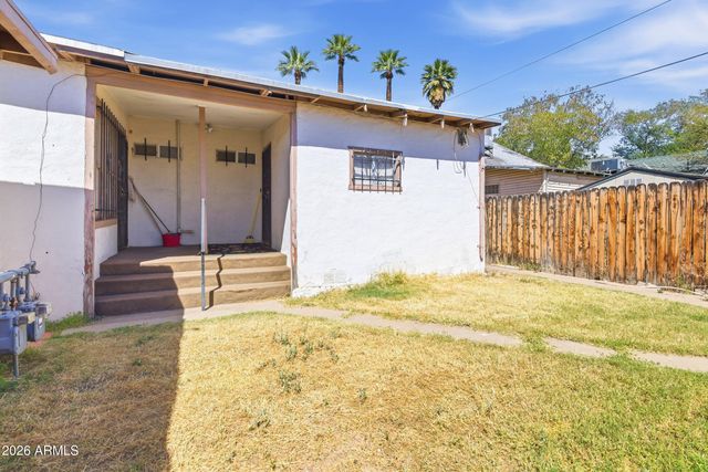 1333 W WOODLAND Avenue, Phoenix, AZ 85007