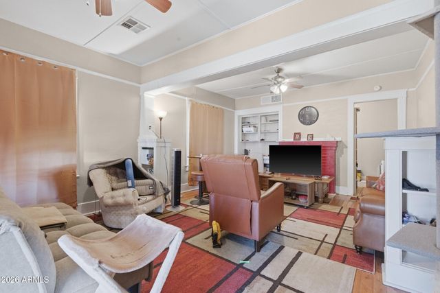 1333 W WOODLAND Avenue, Phoenix, AZ 85007