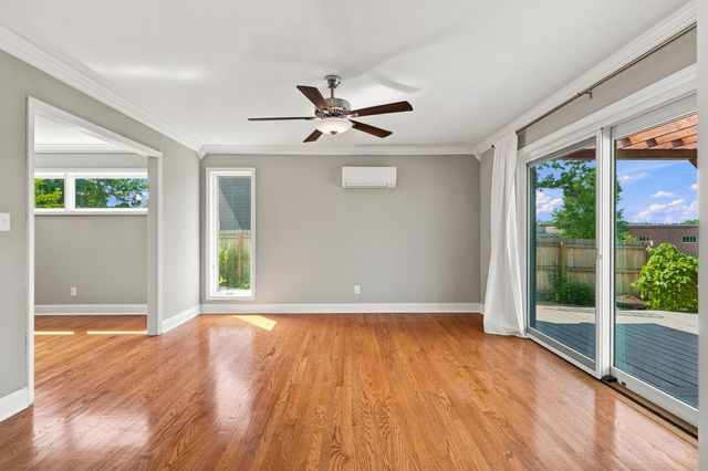 709 RUSSELL BLVD, Columbia, MO 65203