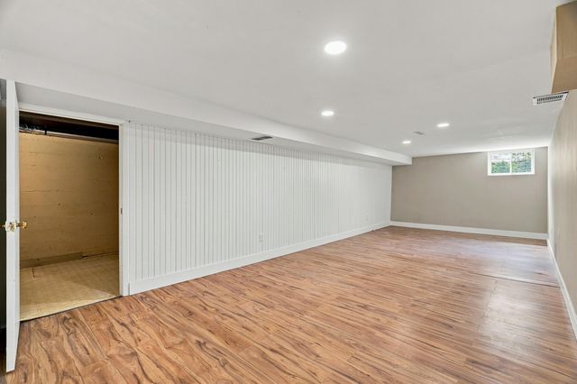 709 RUSSELL BLVD, Columbia, MO 65203
