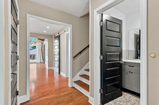 709 RUSSELL BLVD, Columbia, MO 65203
