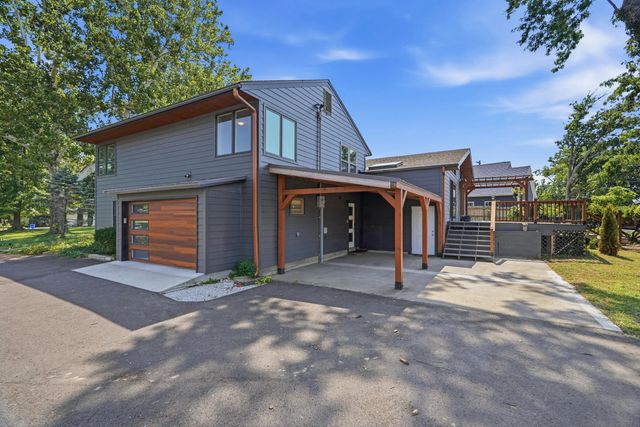709 RUSSELL BLVD, Columbia, MO 65203