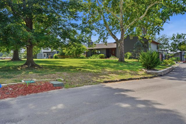 709 RUSSELL BLVD, Columbia, MO 65203