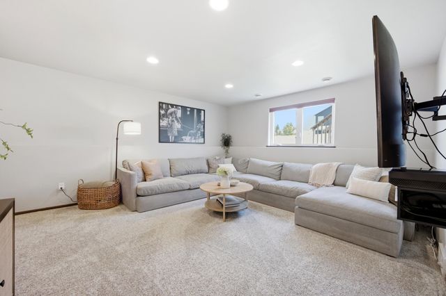 3101 6th Street E, West Fargo, ND 58078