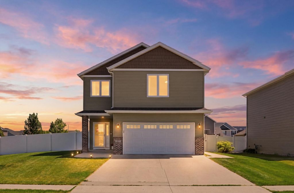 3101 6th Street E, West Fargo, ND 58078