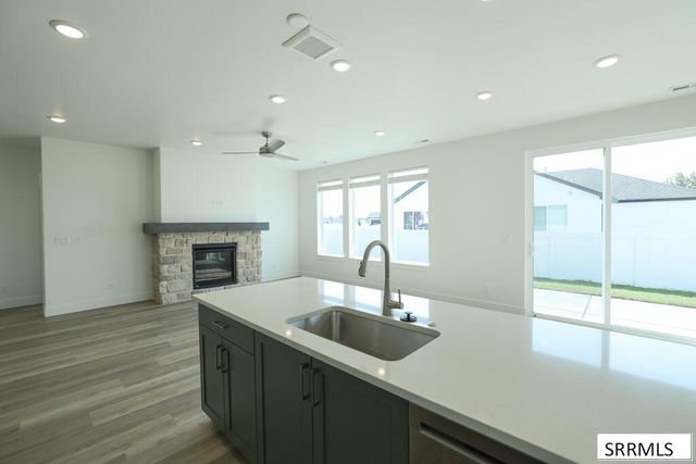 578 N Curlew Drive, Ammon, ID 83406