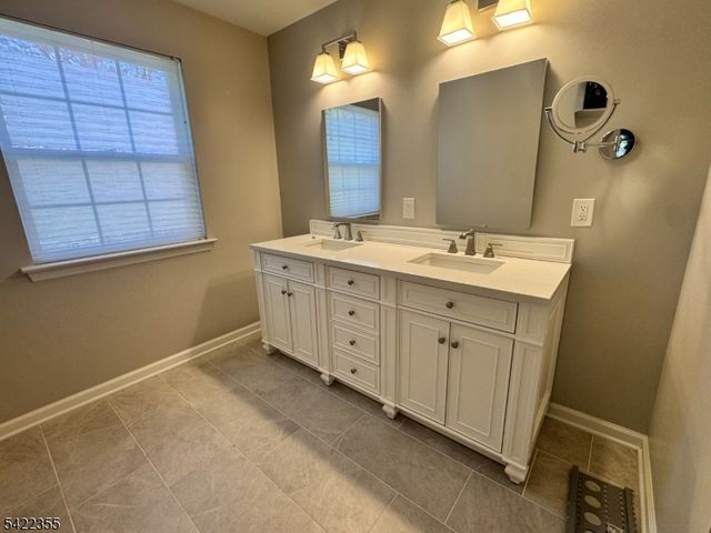 8 Timothy Ct, Morris Twp., NJ 07960