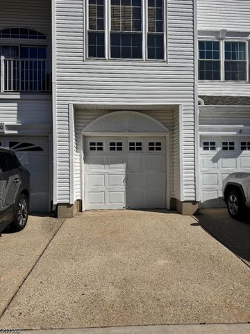 8 Timothy Ct, Morris Twp., NJ 07960