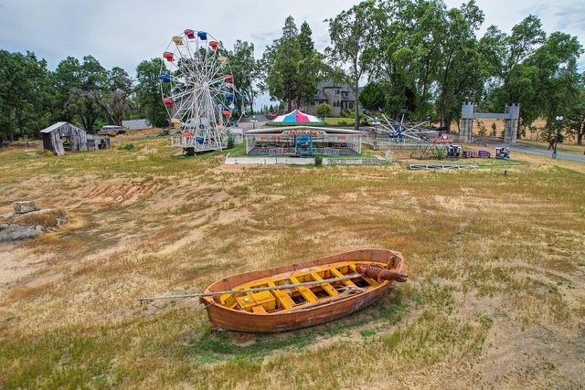16390 Ridge Rd, Jackson, CA 95642